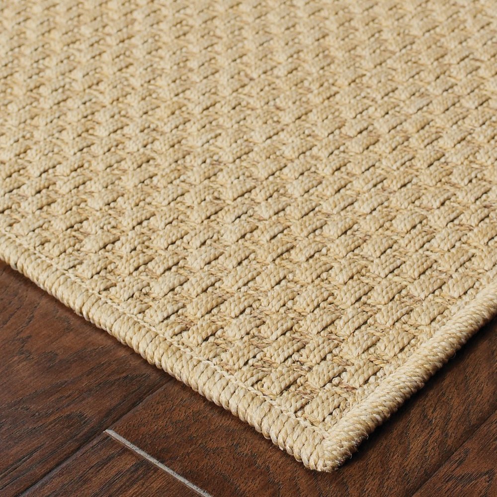 5' X 8' Beige Indoor Outdoor Area Rug
