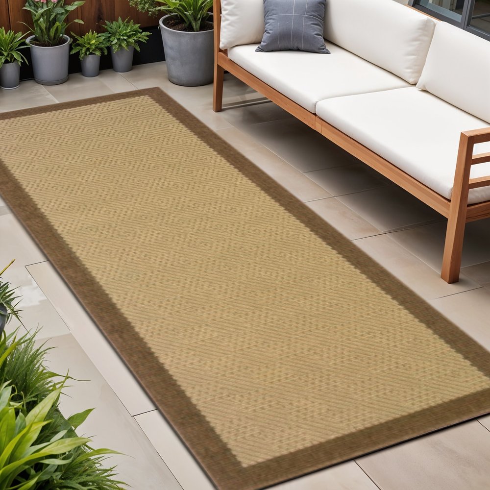 8' X 13' Beige Indoor Outdoor Area Rug