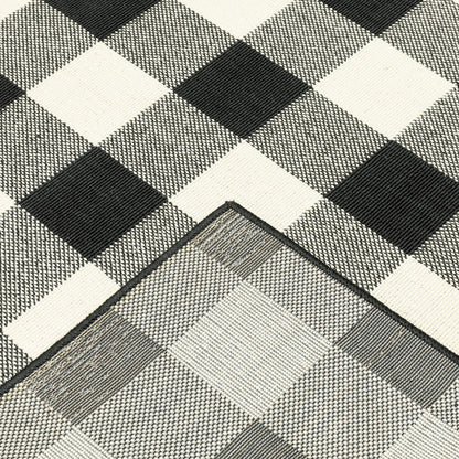 8' X 8' Black and Ivory Indoor Outdoor Area Rug