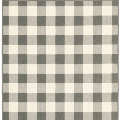 8' Gray And Ivory Round Gingham Indoor Outdoor Area Rug