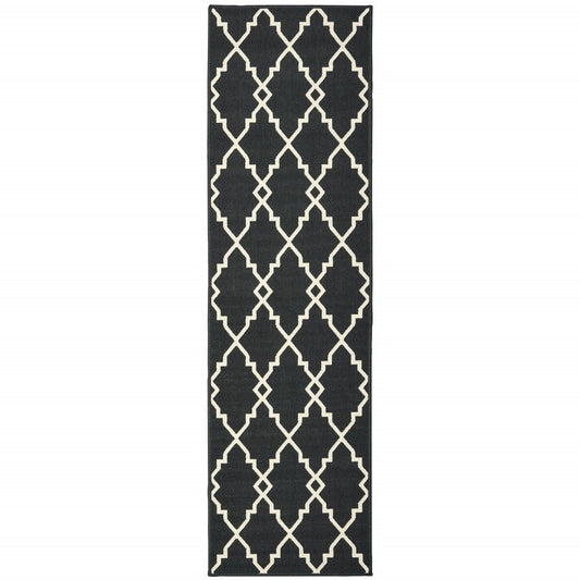 7' X 10' Black And Ivory Indoor Outdoor Area Rug