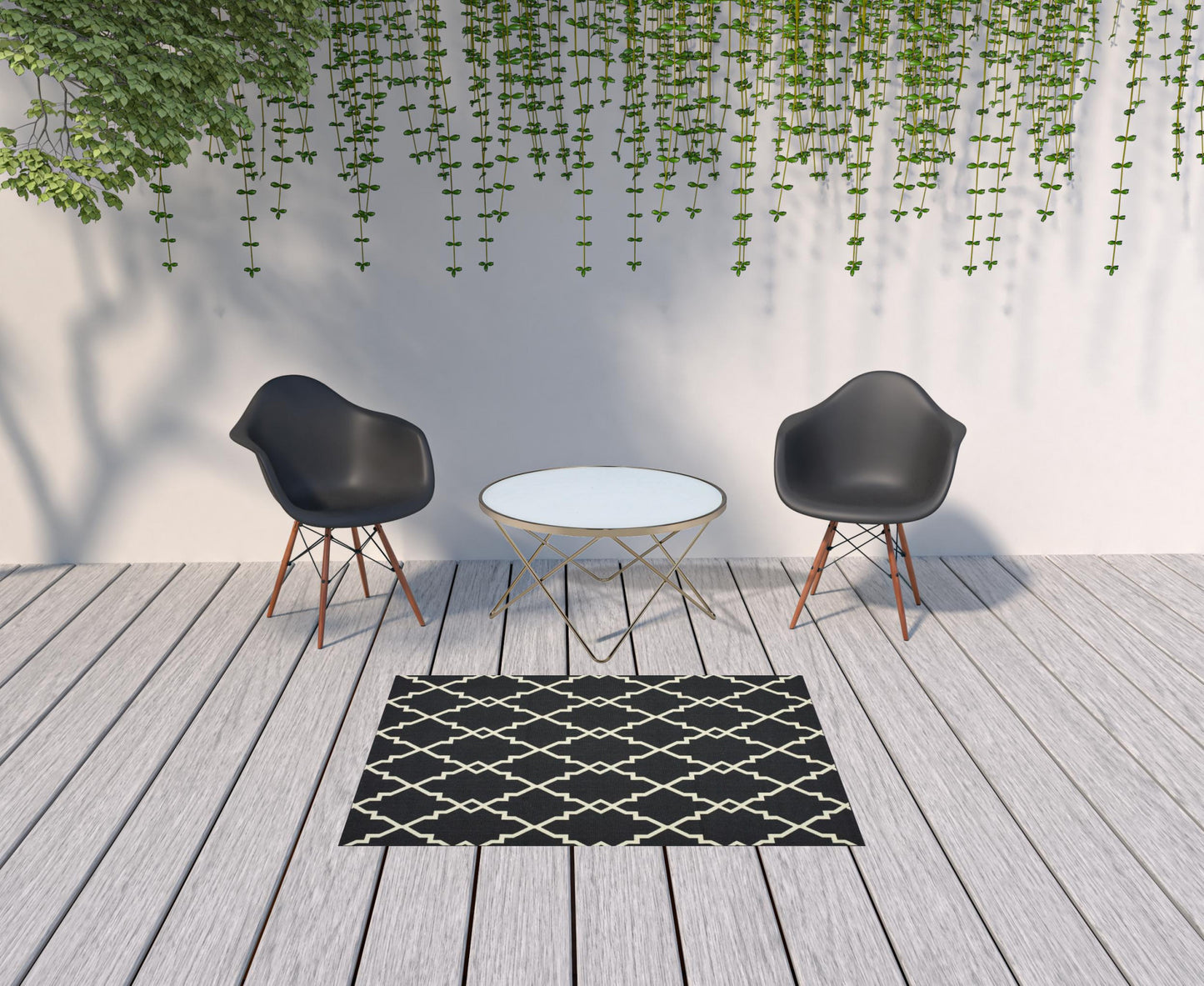 4' X 6' Black and Ivory Indoor Outdoor Area Rug