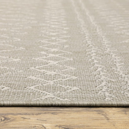 3' X 5' Gray And Ivory Indoor Outdoor Area Rug