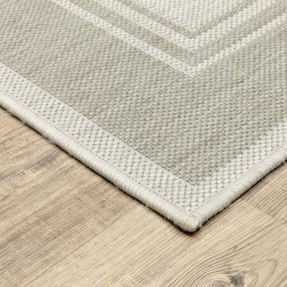 8' X 10' Gray And Ivory Indoor Outdoor Area Rug