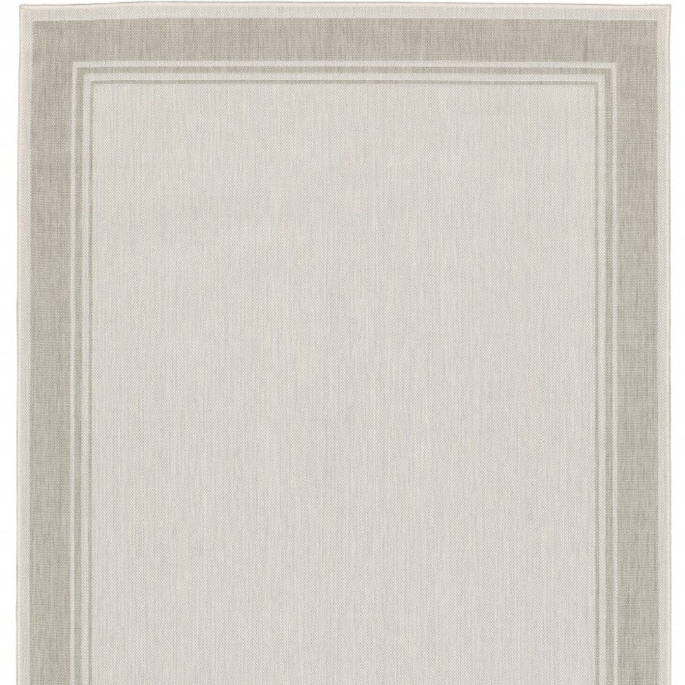 8' X 10' Gray and Ivory Indoor Outdoor Area Rug