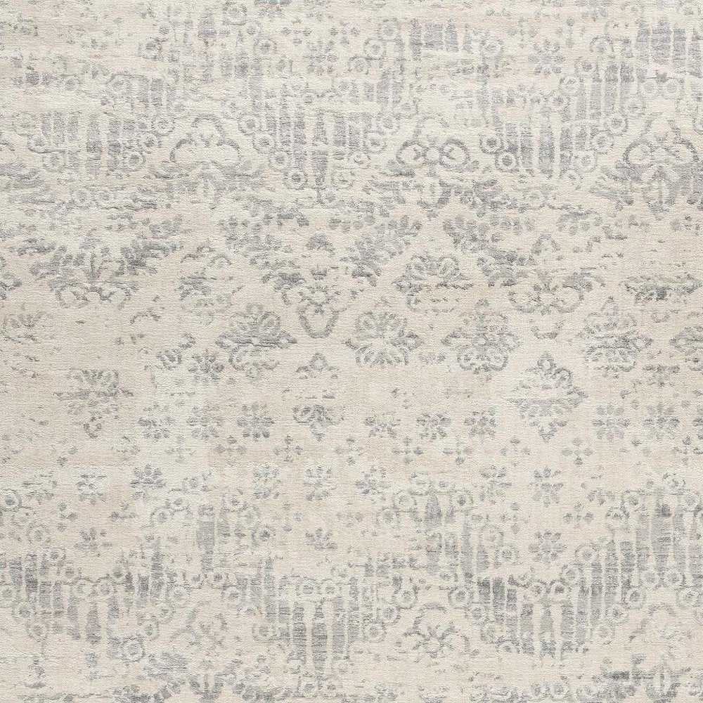 5' X 8' Ivory Distressed Ikat Pattern Area Rug