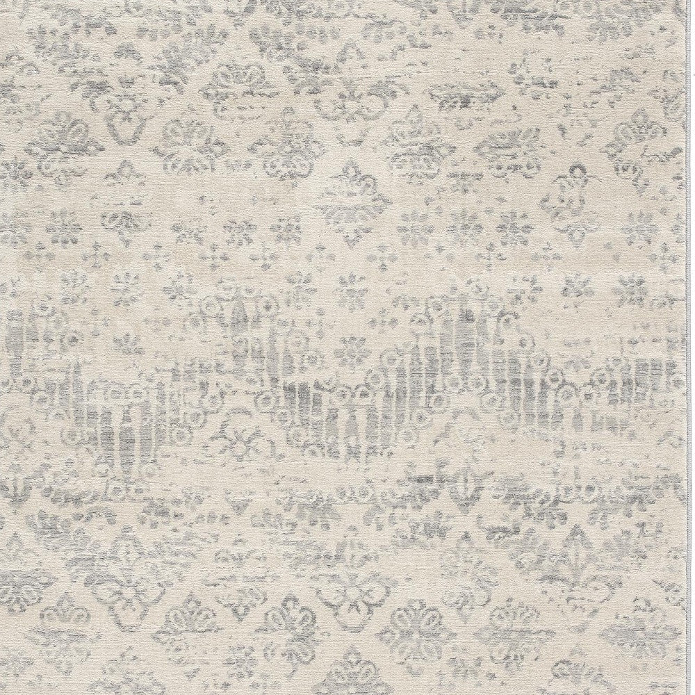 2' X 3' Ivory Distressed Ikat Pattern Scatter Rug