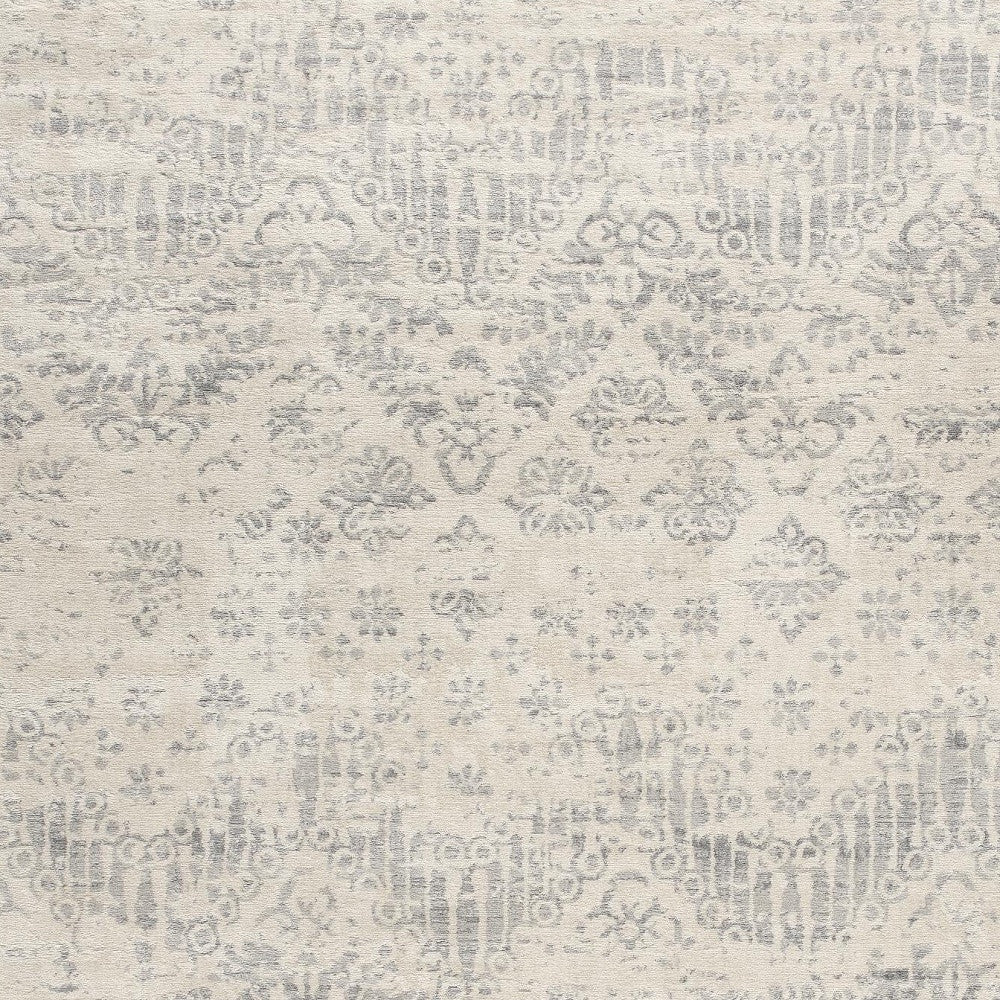 2' X 3' Ivory Distressed Ikat Pattern Scatter Rug