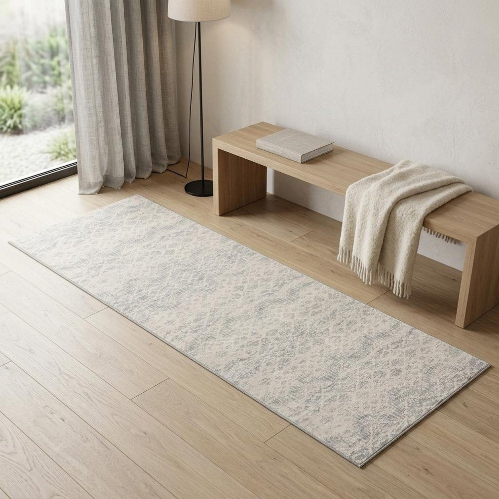 8' X 11' Ivory Distressed Ikat Pattern Area Rug