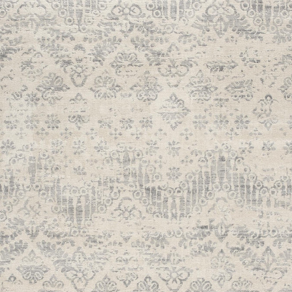 2' X 3' Ivory Distressed Ikat Pattern Scatter Rug