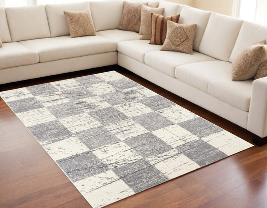 4' X 6' White And Gray Checkered Area Rug