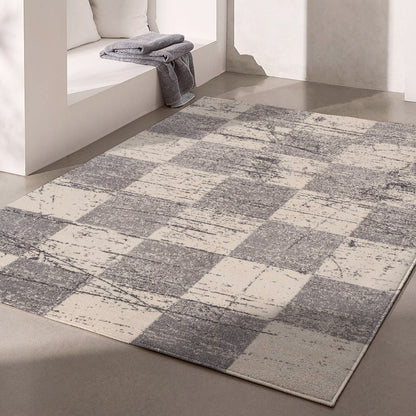 5' X 8' White And Gray Checkered Area Rug