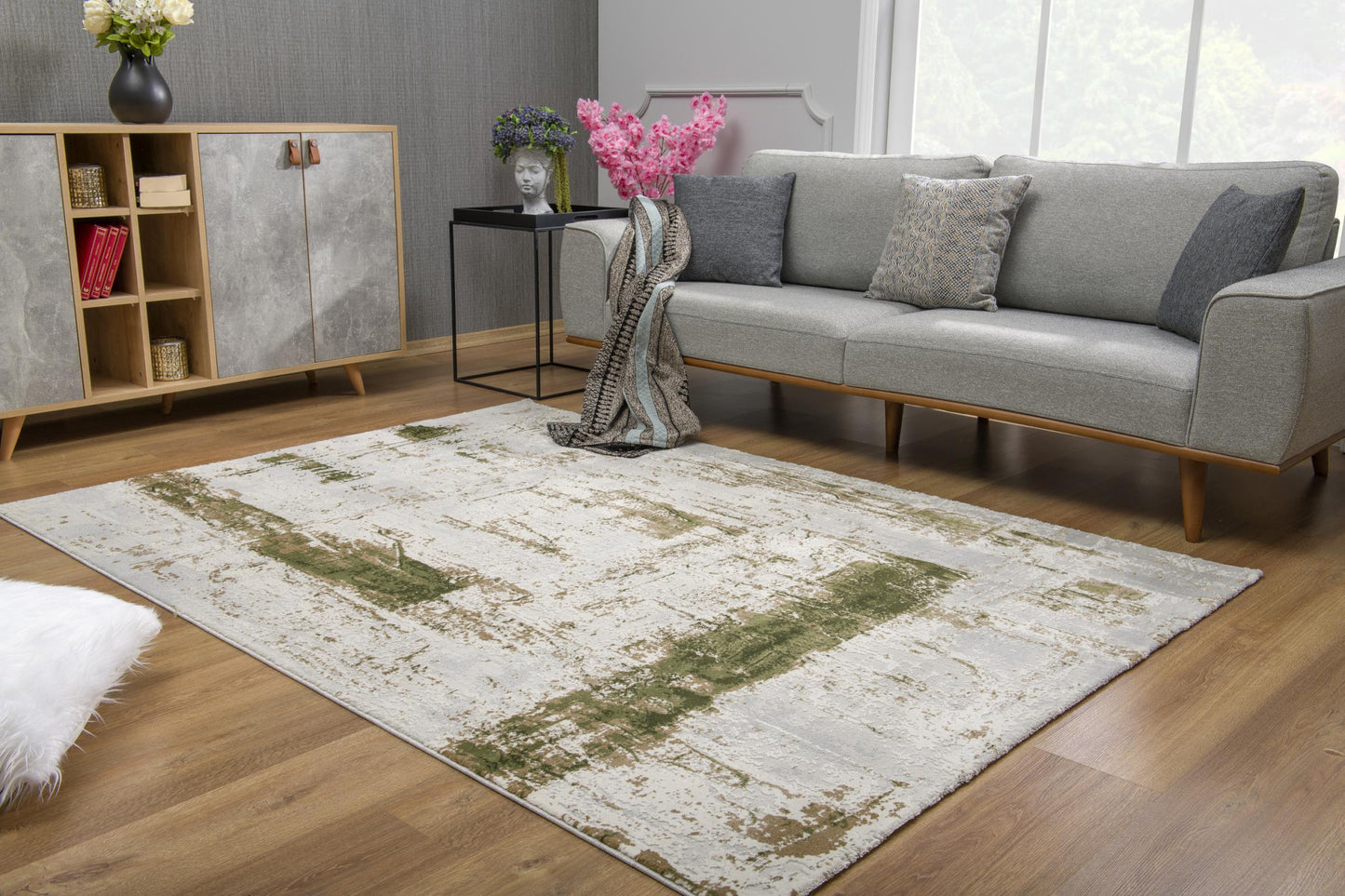 4' X 6' Green Abstract Dhurrie Area Rug