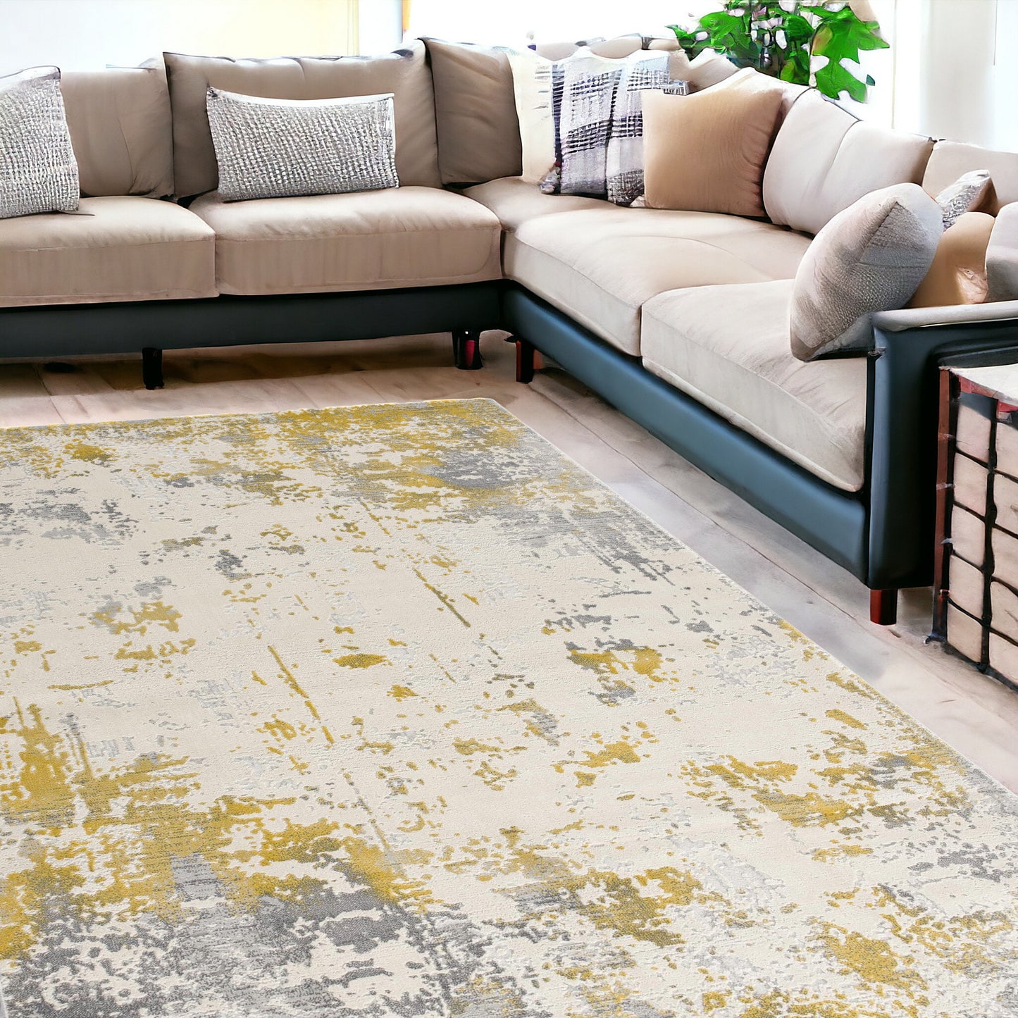 6' X 9' Gold Abstract Dhurrie Area Rug