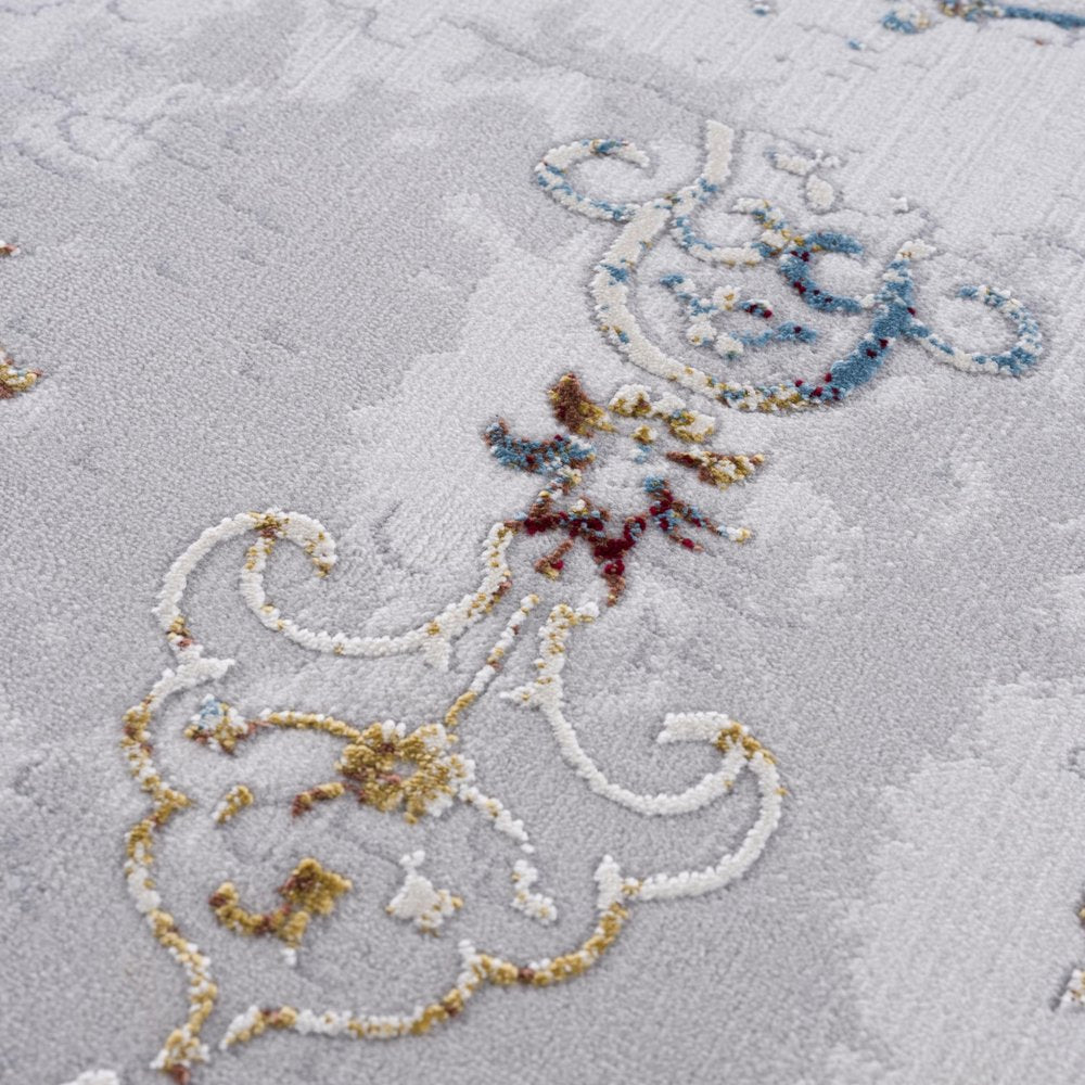 3' X 5' Gray And Beige Distressed Ornate Area Rug