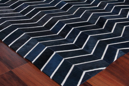 EXQUISITE RUGS   Natural Hide Indoor Hand Stitched    - 3921-5'X8'