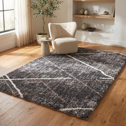 5' X 8' Gray Modern Distressed Lines Area Rug