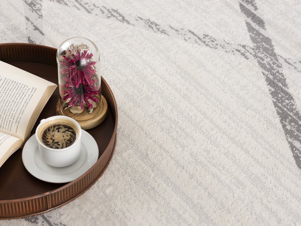 6' X 9' Gray and Ivory Geometric Area Rug