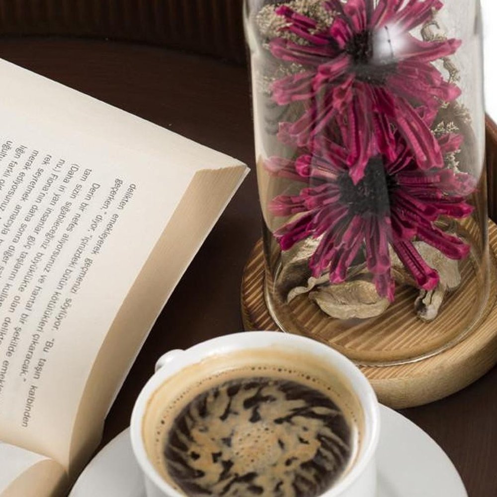 6' X 9' Gray and Ivory Geometric Area Rug