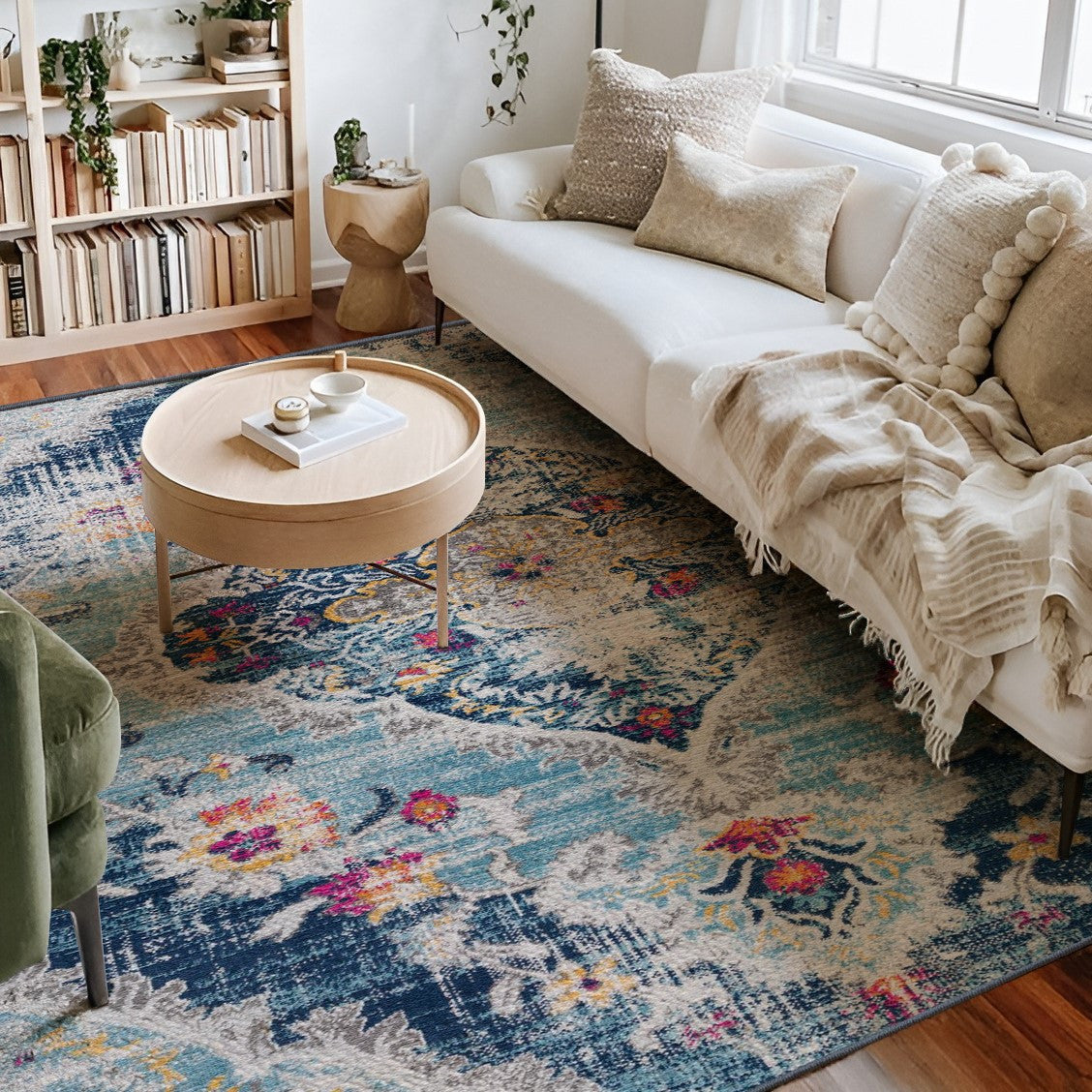 6' x 9' Blue and Ivory Medallion Area Rug