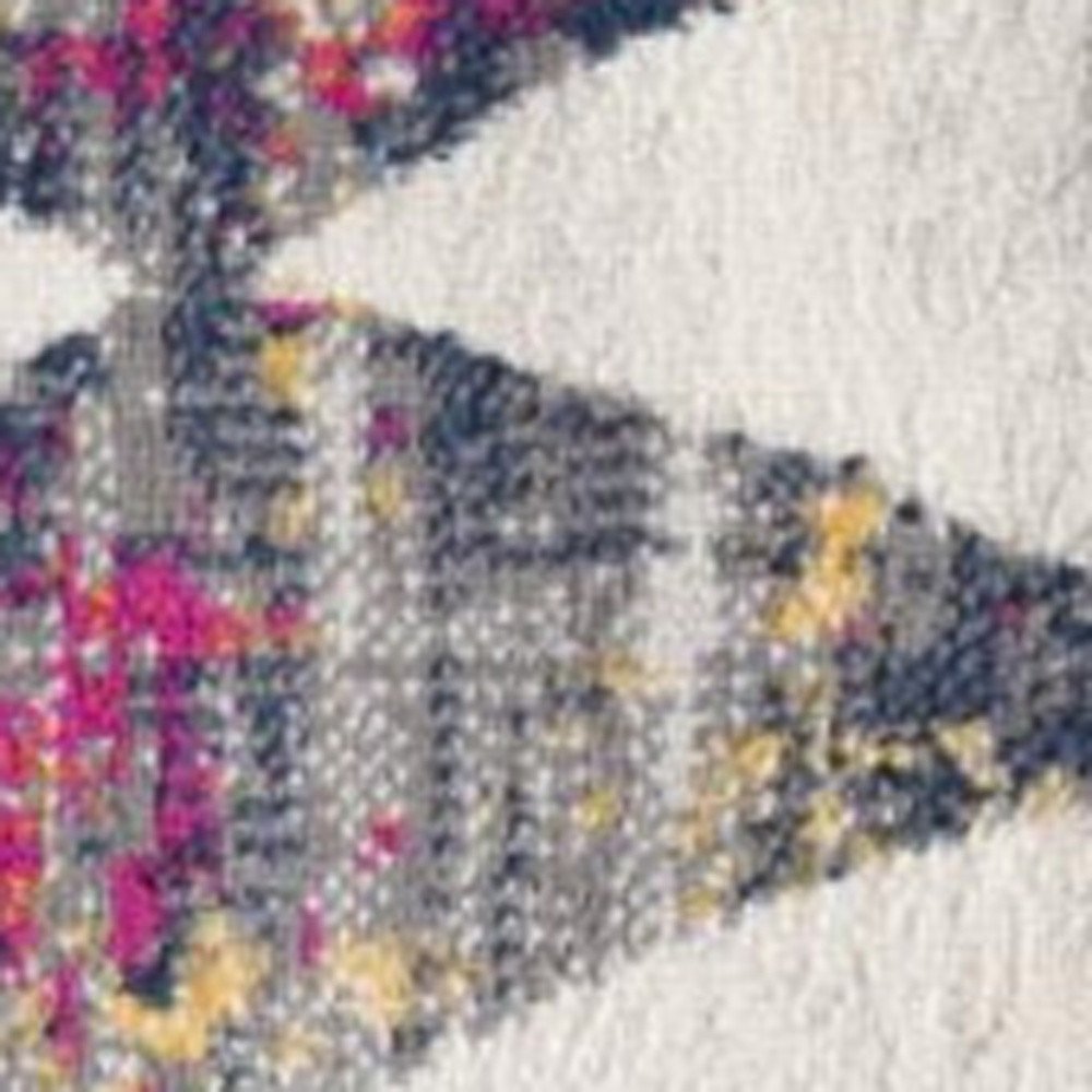 4' X 6' Cream Damask Area Rug