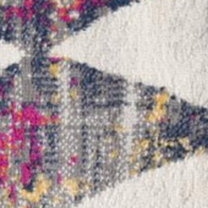 4' X 6' Cream Damask Area Rug