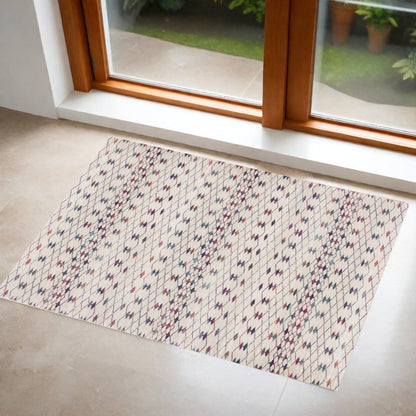 5' X 8' White Modern Geometric Grid Area Rug