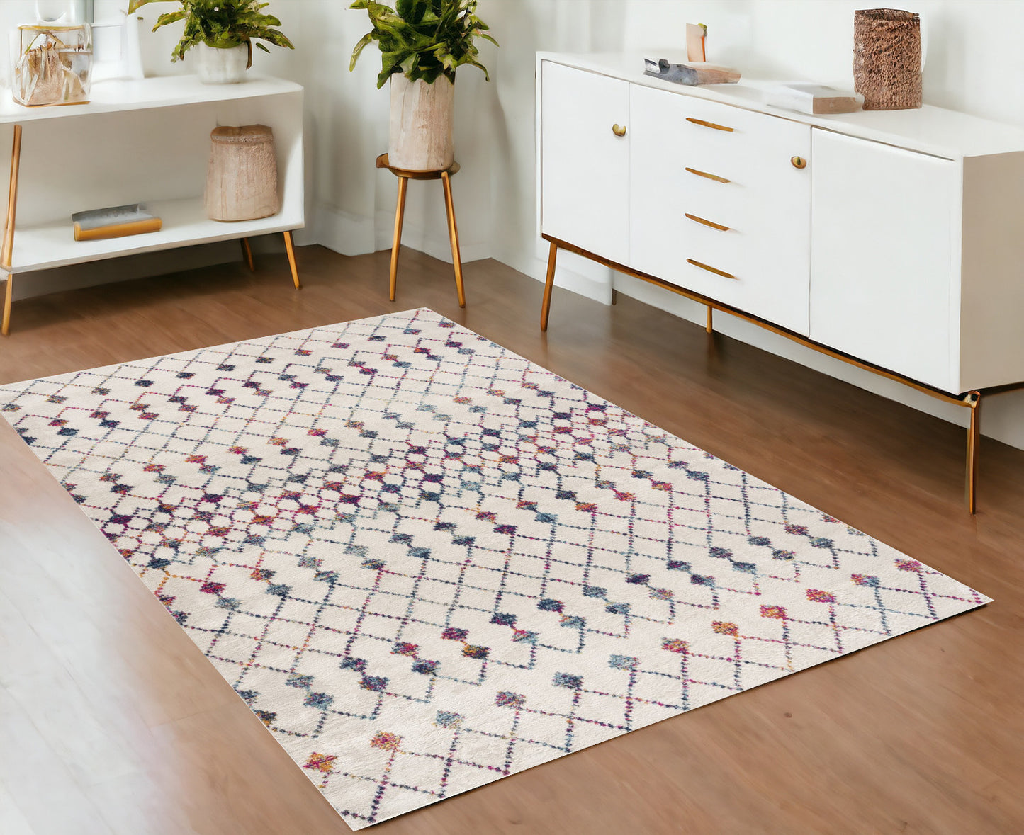 4' X 6' White Modern Geometric Grid Area Rug