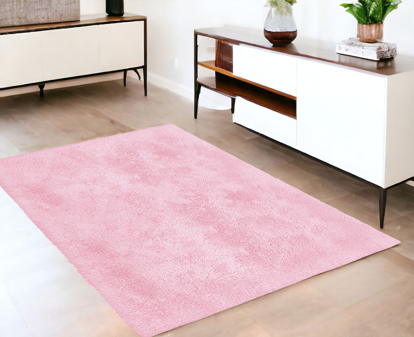 5' X 7' Pink Shag Area Rug