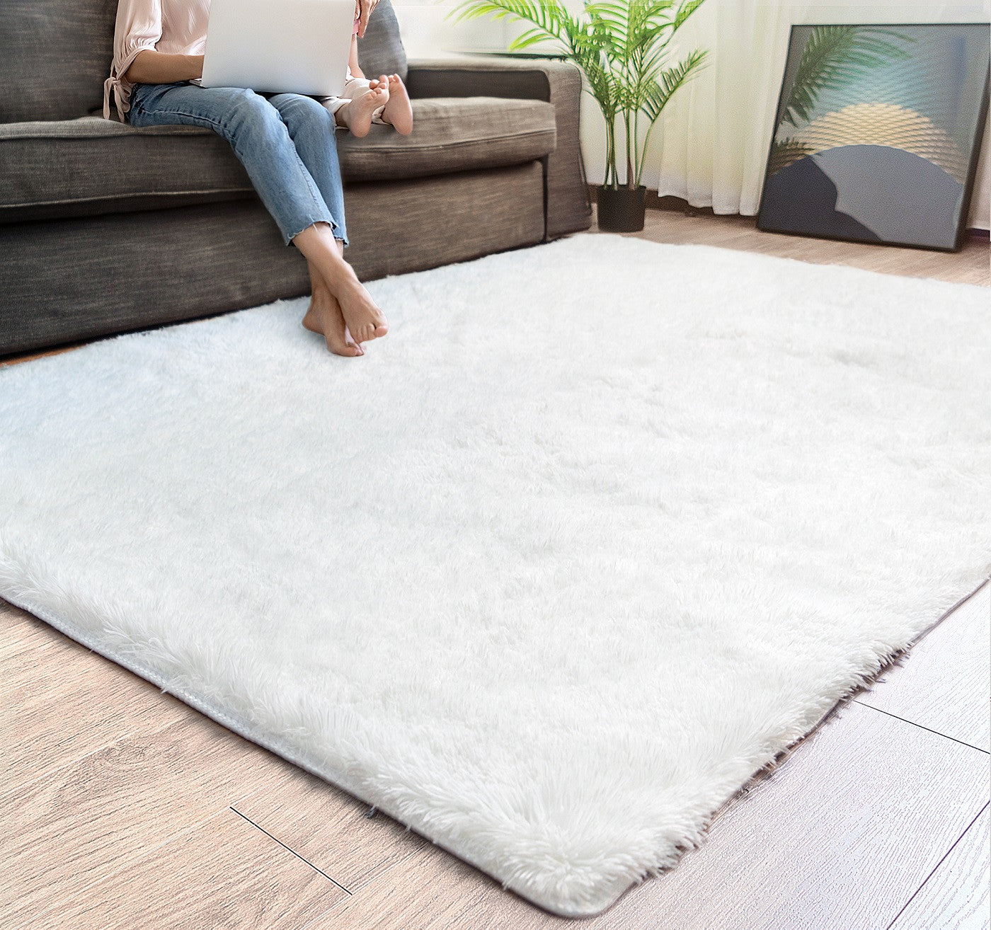 5' X 7' White Dhurrie Area Rug