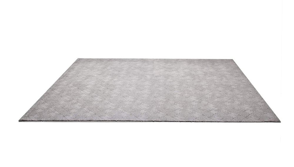 8' X 11' Gray Distressed Diamonds Area Rug