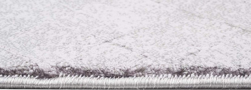 8' X 11' Gray Distressed Diamonds Area Rug