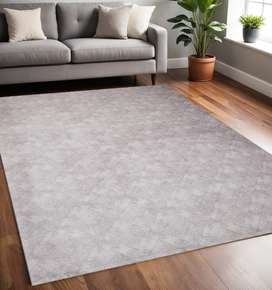 7' X 10' Gray Distressed Diamonds Area Rug