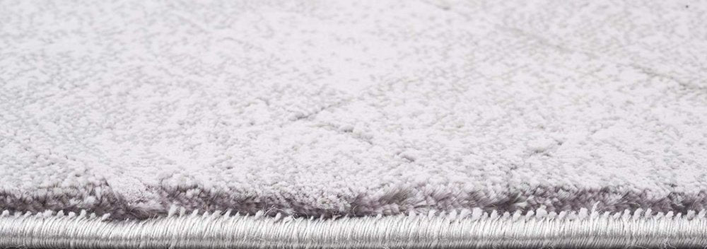 8' X 11' Gray Distressed Diamonds Area Rug