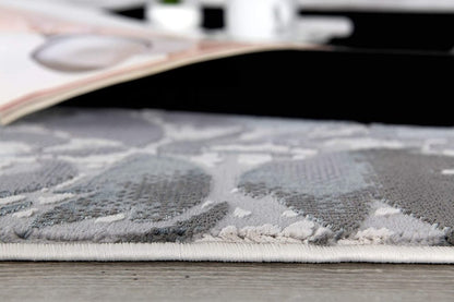5' X 7' Gray And Ivory Damask Shag Area Rug
