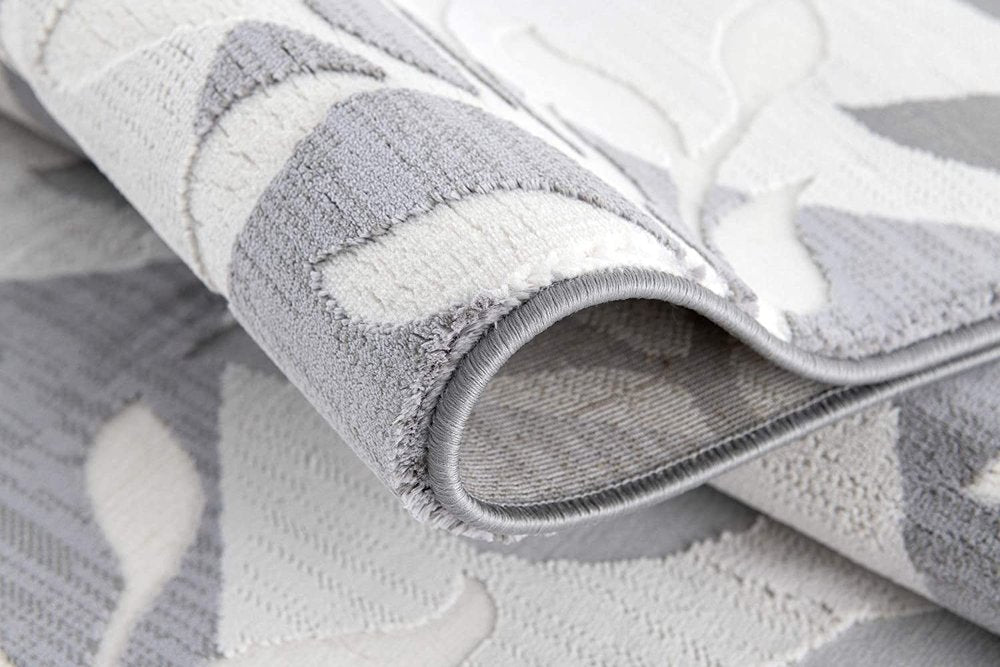 8' X 11' Gray Diamond And Vines Area Rug