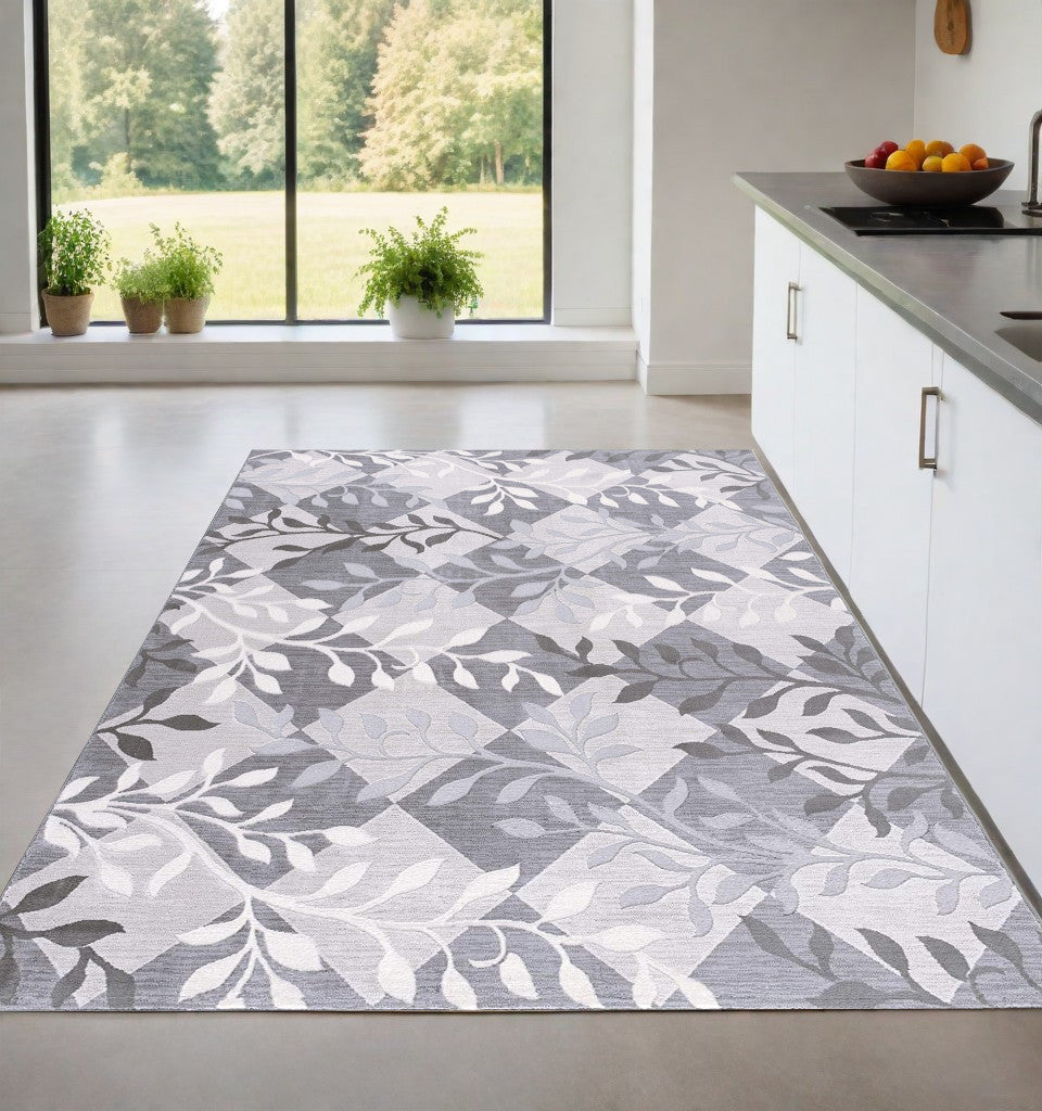 4' X 6' Gray Diamond And Vines Area Rug