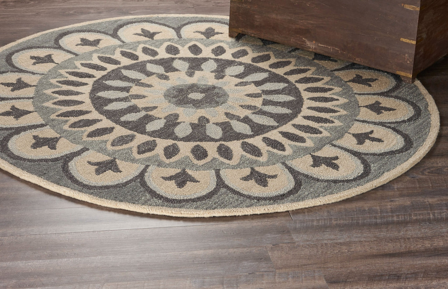 6' Gray Round Wool Geometric Hand Tufted Area Rug