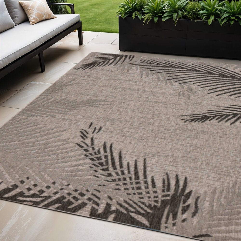 5' X 7' Beige Indoor Outdoor Area Rug