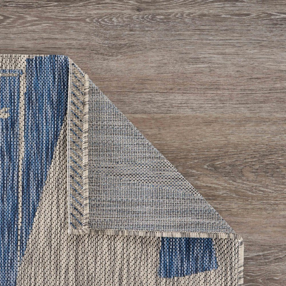5' X 7' Gray And Blue Sailboat Indoor Outdoor Area Rug