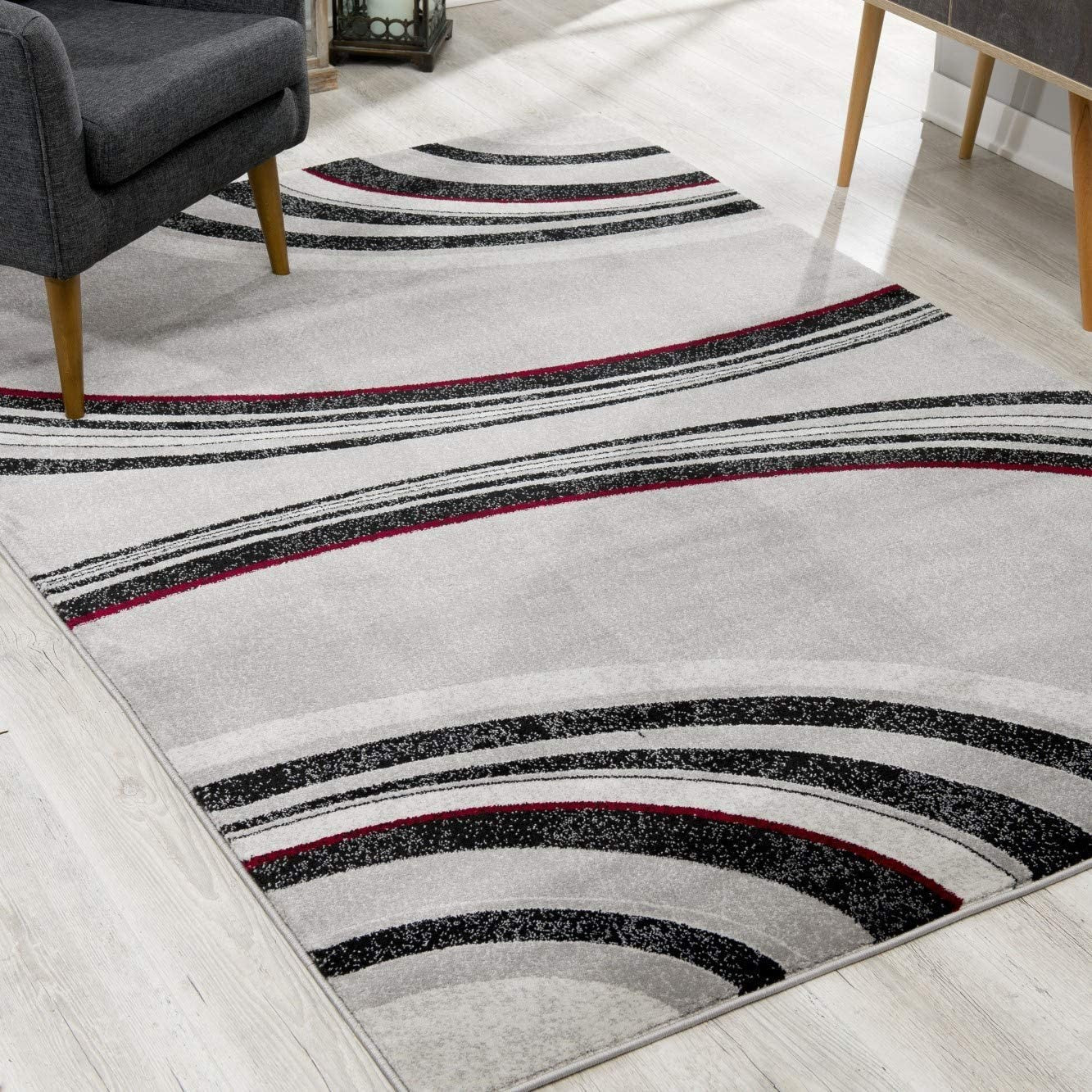 4' X 6' Gray Abstract Power Loom Area Rug