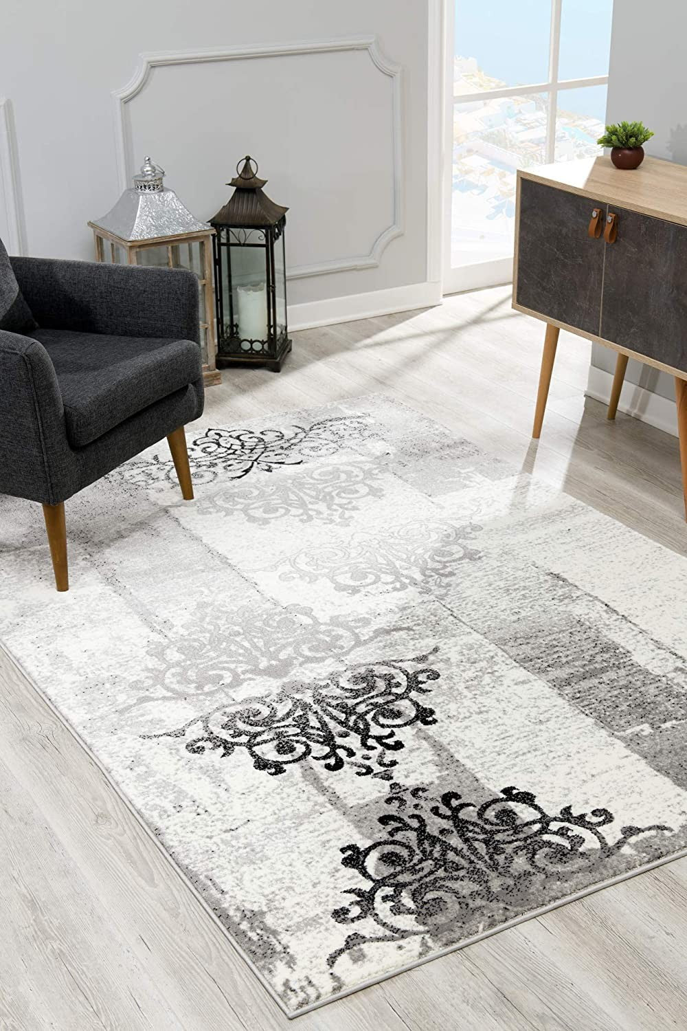 5' X 7' Gray Damask Dhurrie Area Rug