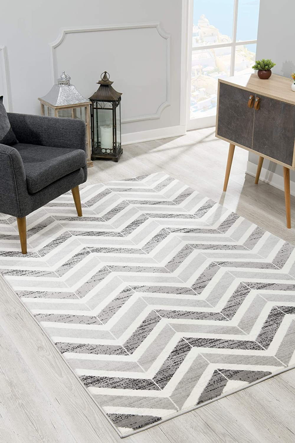 5' X 8' Gray Chevron Dhurrie Area Rug