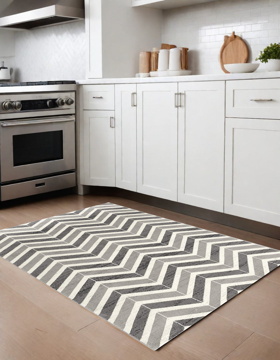 5' X 8' Gray Chevron Dhurrie Area Rug