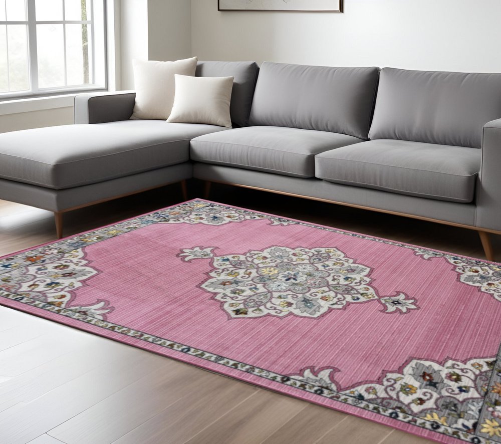8' X 10' Pink Traditional Medallion Area Rug