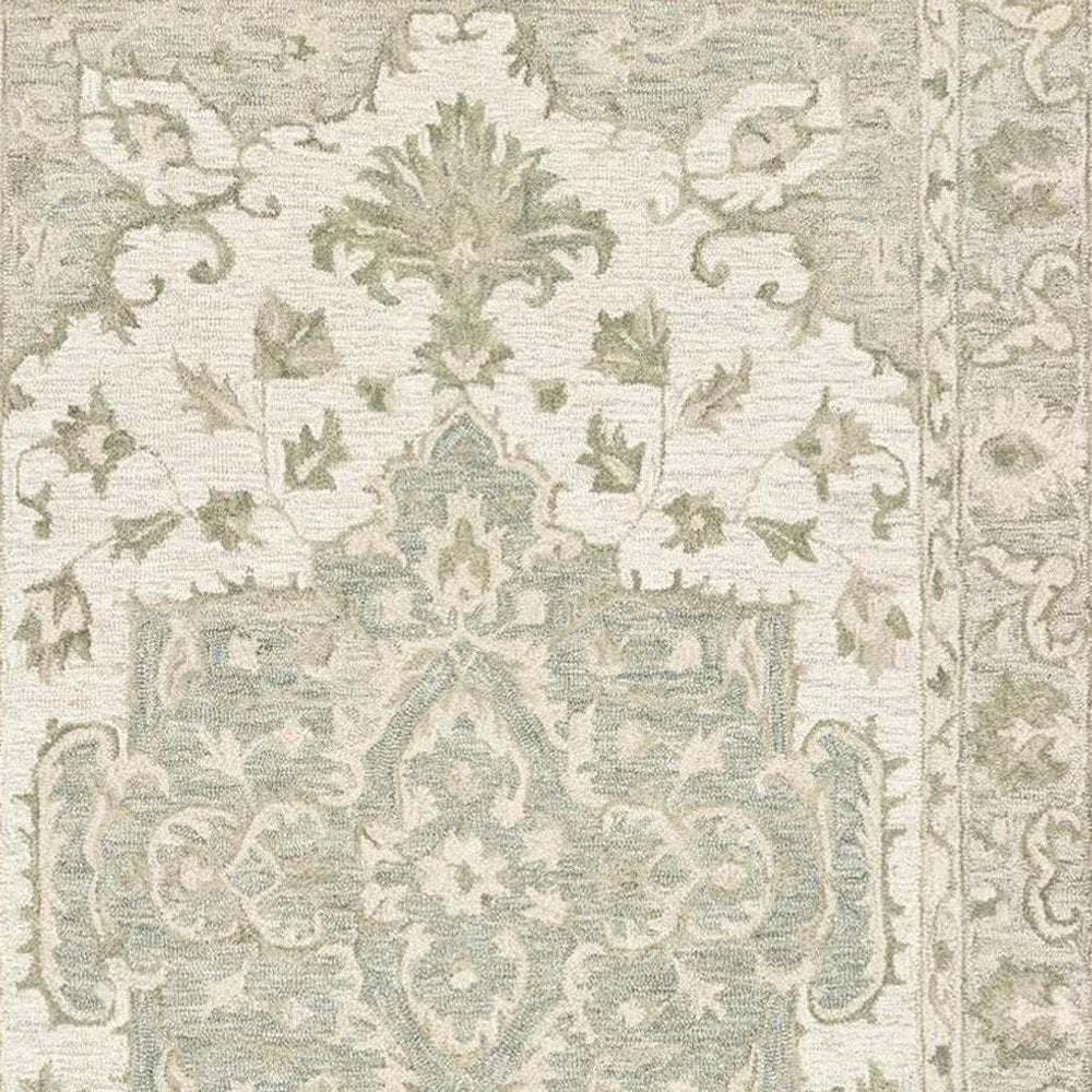 8' X 10' Green and Cream Medallion Area Rug