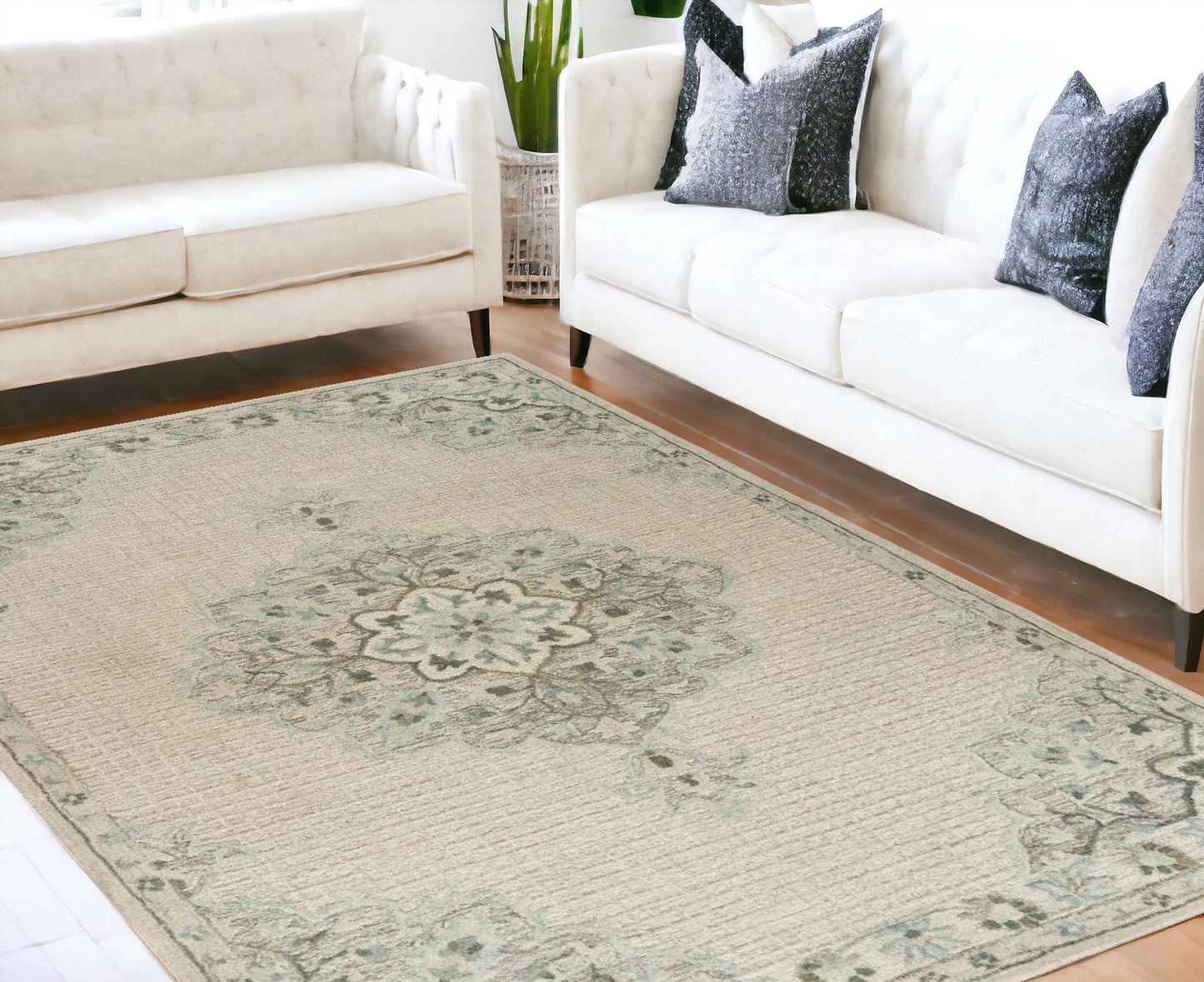 5' X 8' Ivory Wool Handmade Area Rug