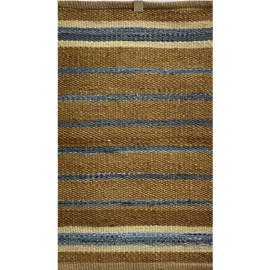 5' x 7' Tan and Ivory Hand Woven Area Rug