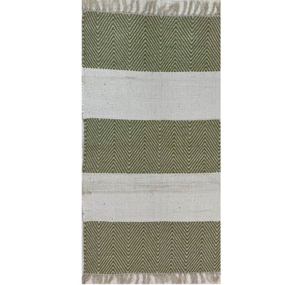 2' X 4' Green And White Hand Woven Area Rug
