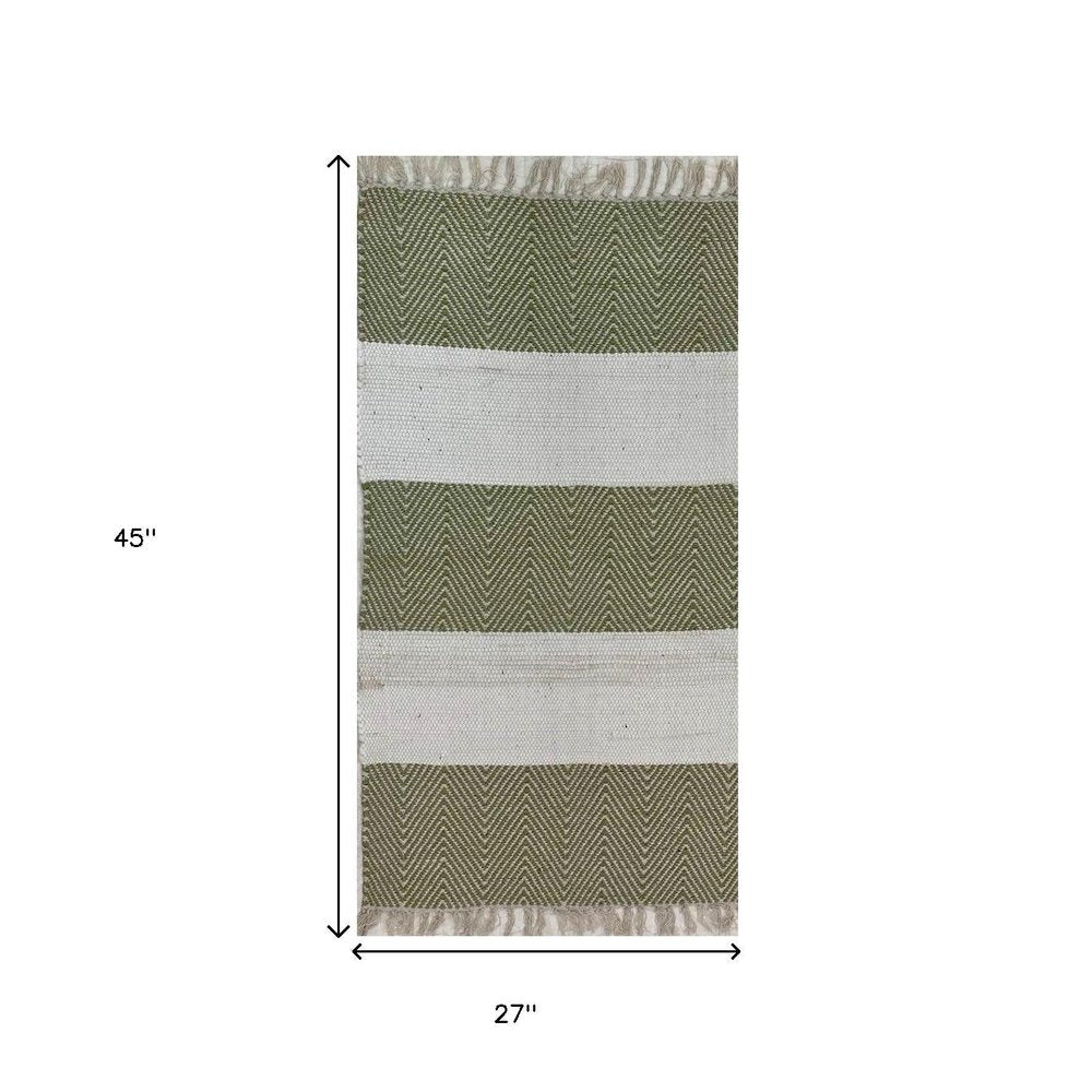 2' X 4' Green And White Hand Woven Area Rug